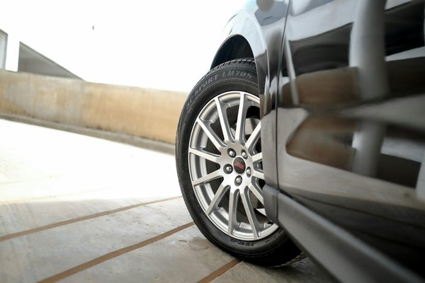 Guide d'achat : choisir le meilleur antivol pour votre voiture